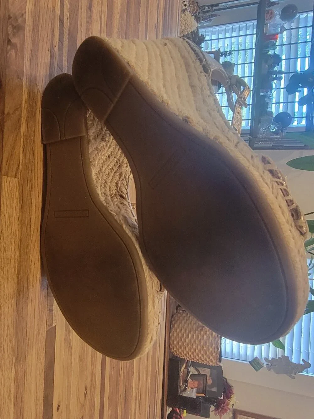 Marc Fisher Kegan Espadrille Wedge Sandals Metallic Gold with Studs Open Toe